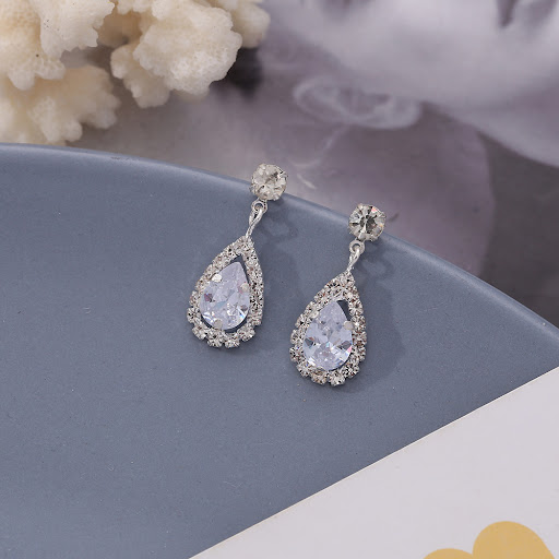 Title 4, New Water Drop Diamond Stud Earrings, fashionab...