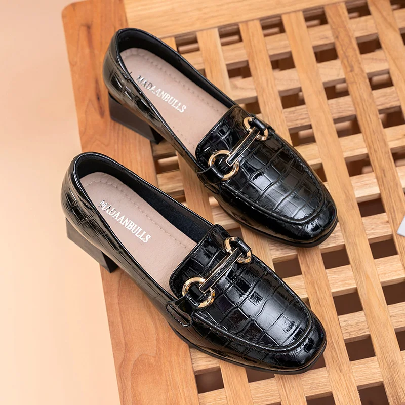 Zapatos de Mujer de Cuero Genuino Calzado Casual de Moda para Damas Comodidad y Estilo Duradero Perfectos para Uso Diario y Ocasiones Especiales