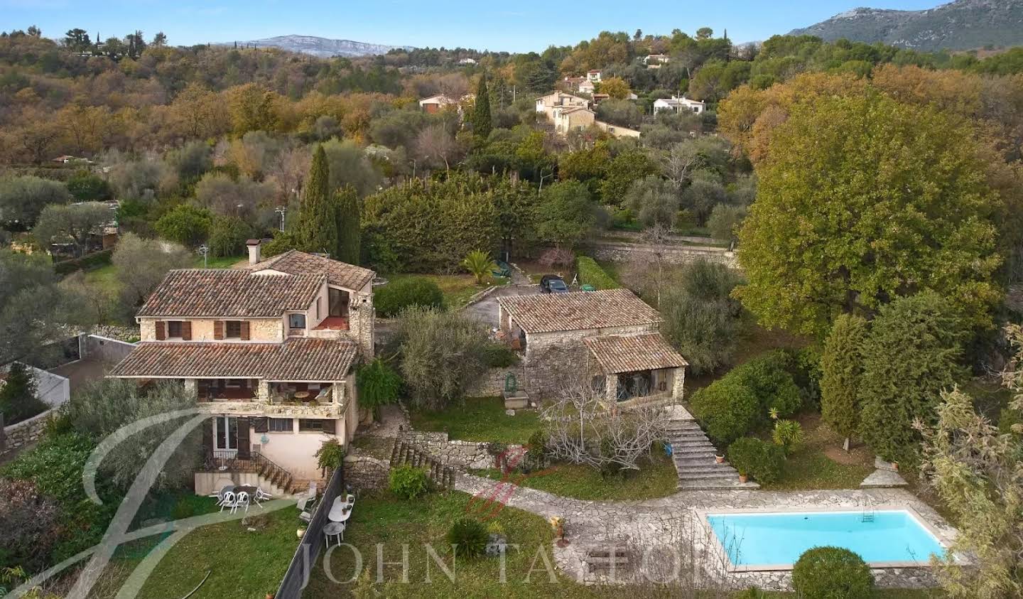 Villa with pool Roquefort-les-Pins