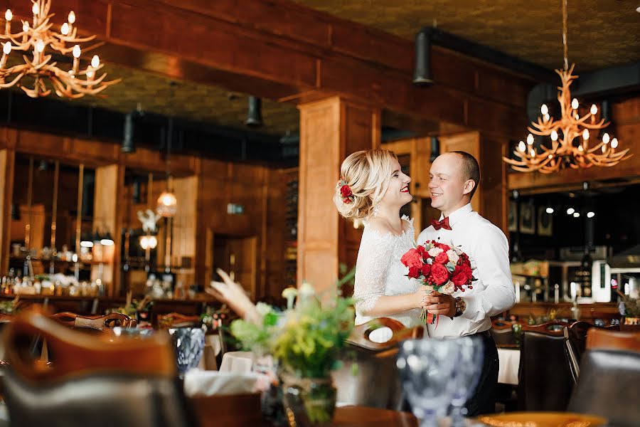 Fotógrafo de casamento Irina Brynza (irenbrynza). Foto de 10 de julho 2018