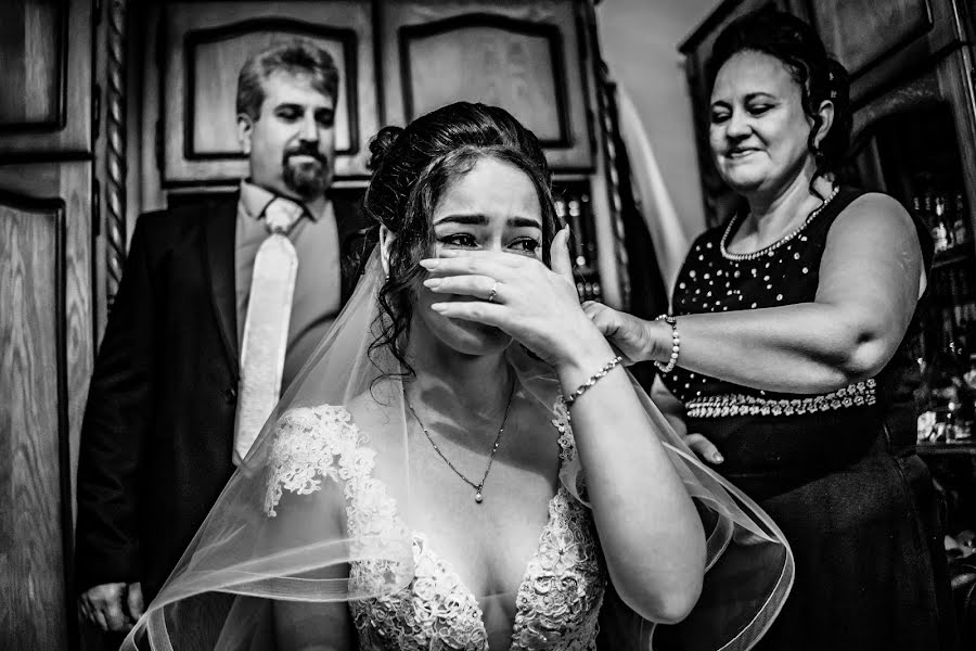 शादी का फोटोग्राफर Laurentiu Nica (laurentiunica)। अक्तूबर 1 2018 का फोटो
