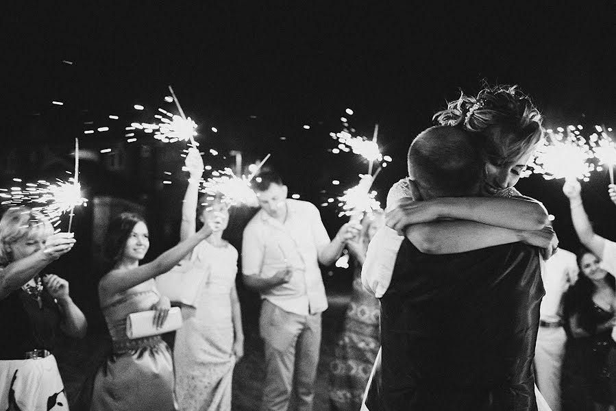 Fotógrafo de bodas Darya Elfutina (elfutina). Foto del 1 de septiembre 2014