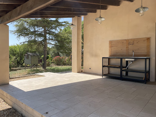 Villa avec piscine et jardin 4