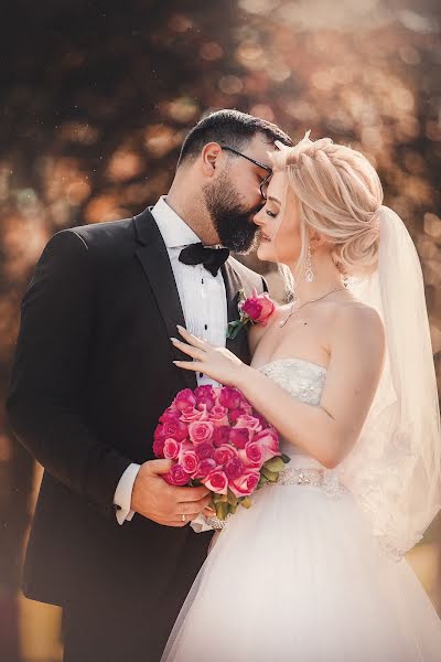 Wedding photographer Alena Romanovskaya (soffi). Photo of 23 August 2019