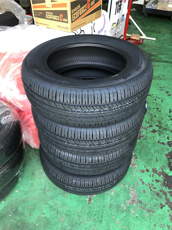 〜vehicle〜さんが投稿したタイヤ新品交換・タイヤバースト・スリップサイン出てる・安心安全・プレマシーに関するカスタム事例の投稿画像3枚目