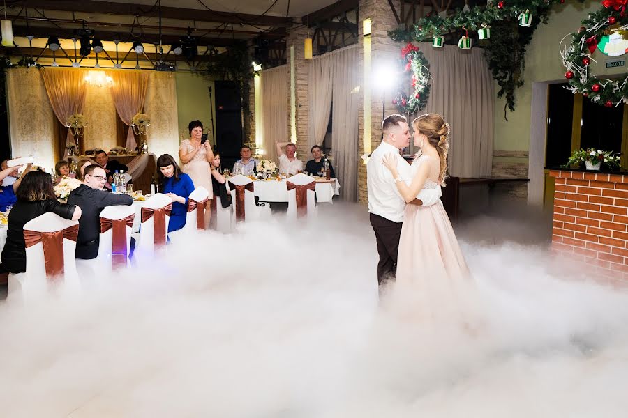 Fotógrafo de bodas Olga Belopukhova (belopuhovphoto). Foto del 7 de abril 2018