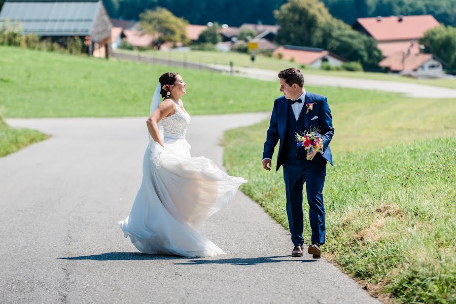 Fotograful de nuntă Claus Englhardt (moremo). Fotografia din 11 mai 2019