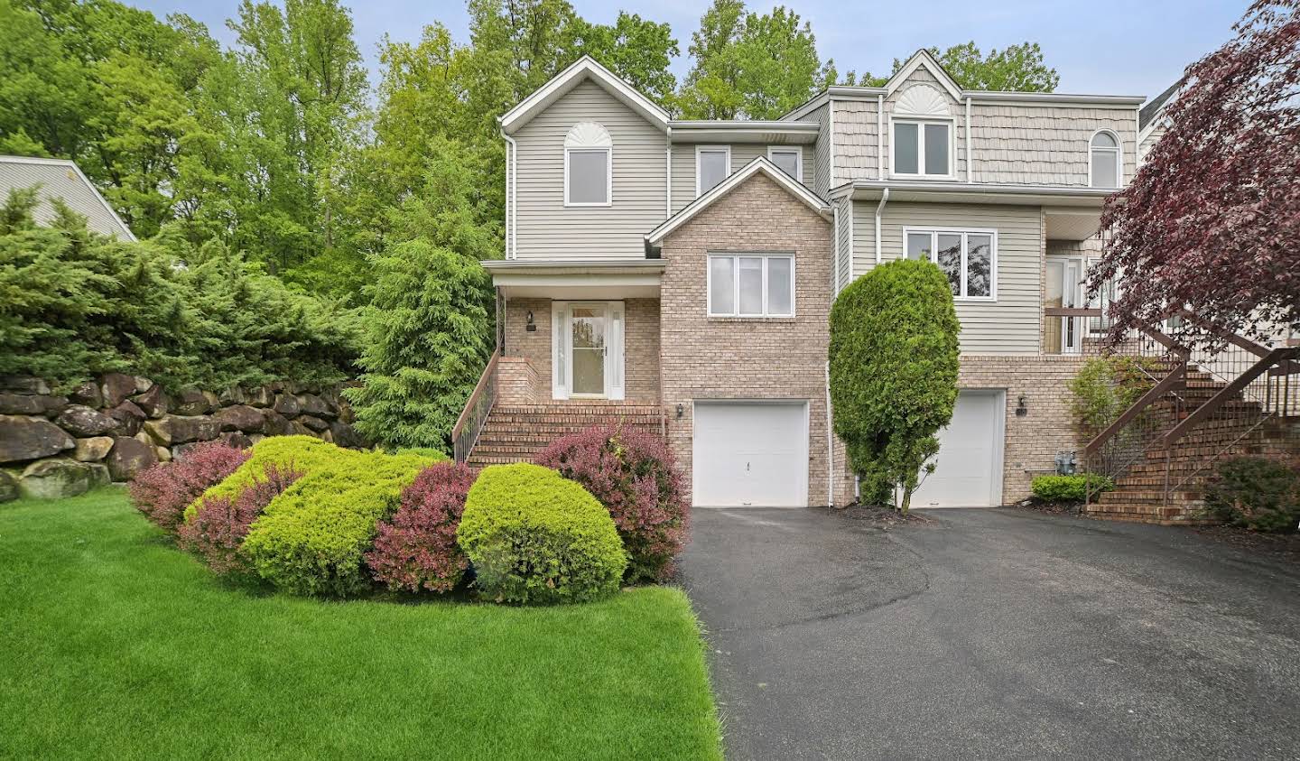 House Parsippany-Troy Hills
