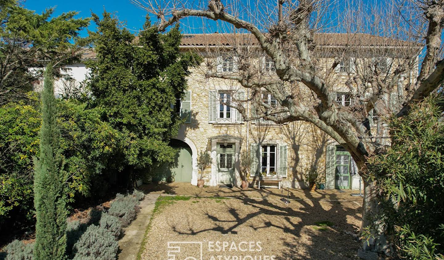 House with pool Avignon