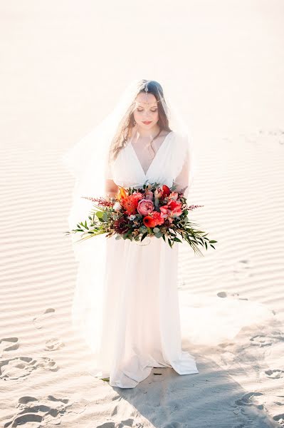 Fotógrafo de casamento Yuliya Scherbakova (jshcherbakova). Foto de 24 de novembro 2015