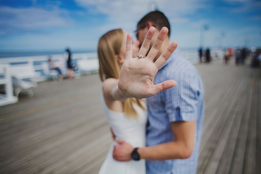 Wedding photographer Piotr Matusewicz (piotrmatusewicz). Photo of 18 March 2016