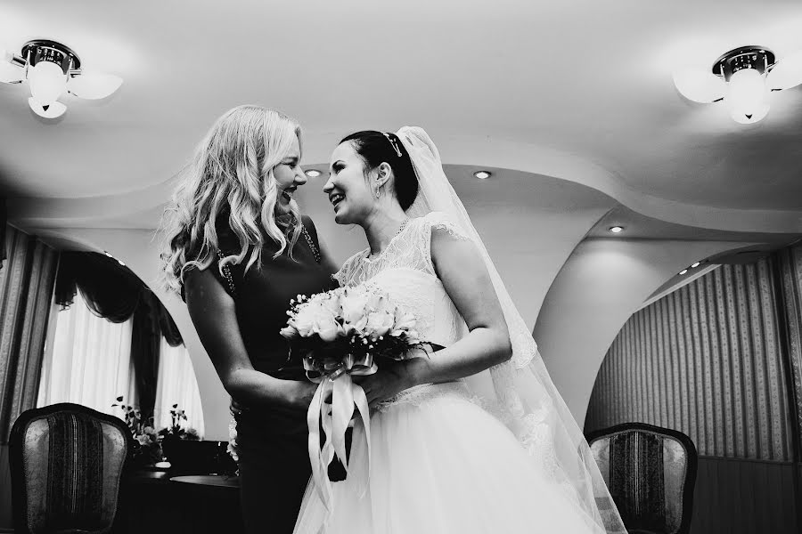 Wedding photographer Yuliya Chepanova (uunaivert). Photo of 10 November 2019