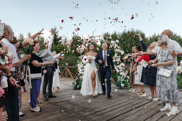 Fotógrafo de casamento Sabina Cherkasova (sabinaphotopro). Foto de 13 de dezembro 2023