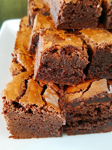 These make perfect little brownie bites for potlucks and parties!