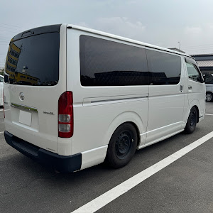 ハイエースバン