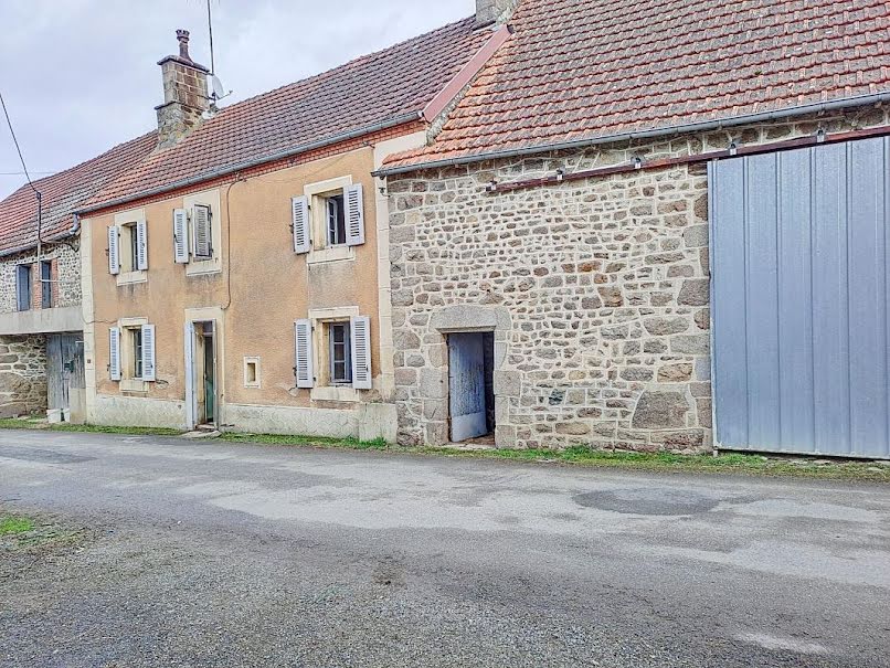 Vente ferme 4 pièces 100 m² à Le Chauchet (23130), 35 500 €