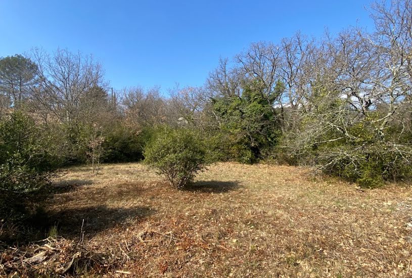  Vente Terrain à bâtir - 680m² à Besse-sur-Issole (83890) 