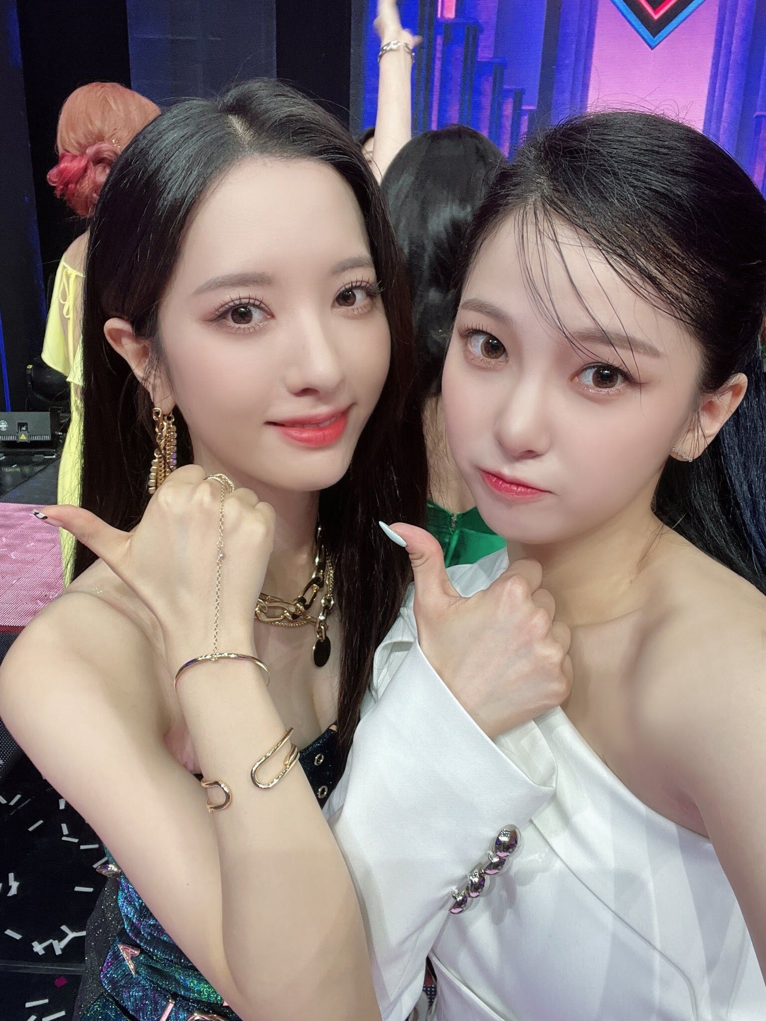 220603-Kep1er-Twitter-Update-Yujin-with-WJSN-Bona-documents-1