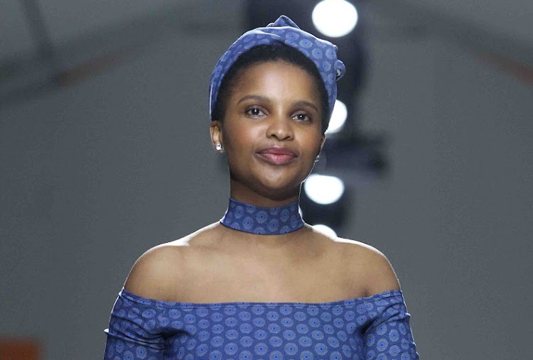 Devastated at the death of Asithandile 'Kwasa' Zozo Lugalo, media personality Zizo Tshwete has urged South African men to do better by women.