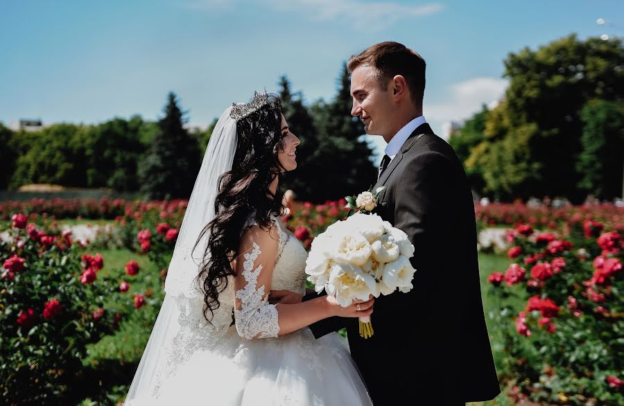 Fotógrafo de casamento Andrey Dinec (palmir). Foto de 30 de dezembro 2019