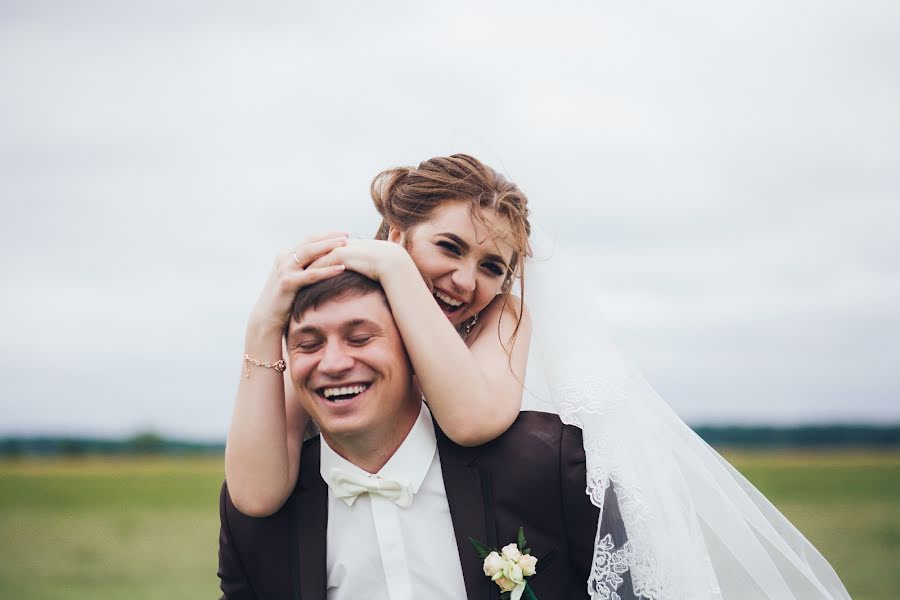 Fotógrafo de bodas Lena Zaryanova (zaryanova). Foto del 30 de julio 2017