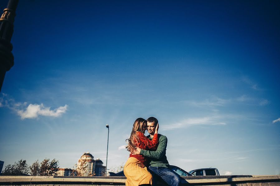 Hochzeitsfotograf Maksim Lobikov (maximlobikov). Foto vom 15. Februar 2019