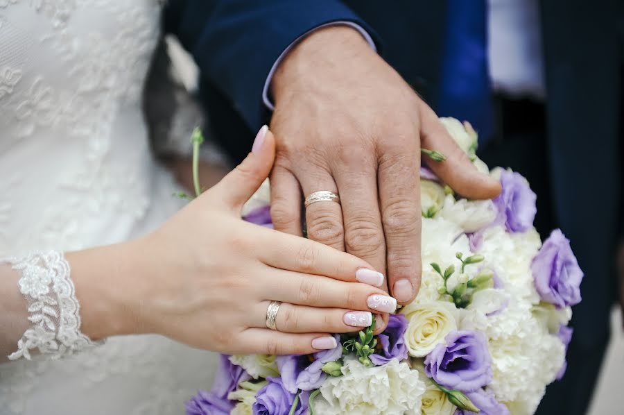 Fotografo di matrimoni Sergey Divuschak (serzh). Foto del 2 luglio 2018