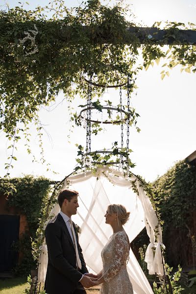 Wedding photographer Amanda Stevens (otherwedstories). Photo of 13 September 2021