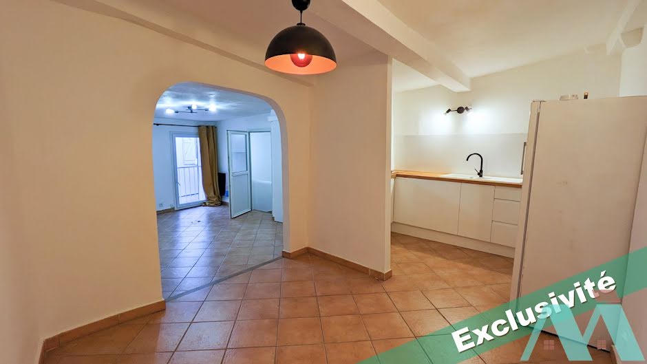 Vente maison 3 pièces 82 m² à Le Beausset (83330), 273 000 €