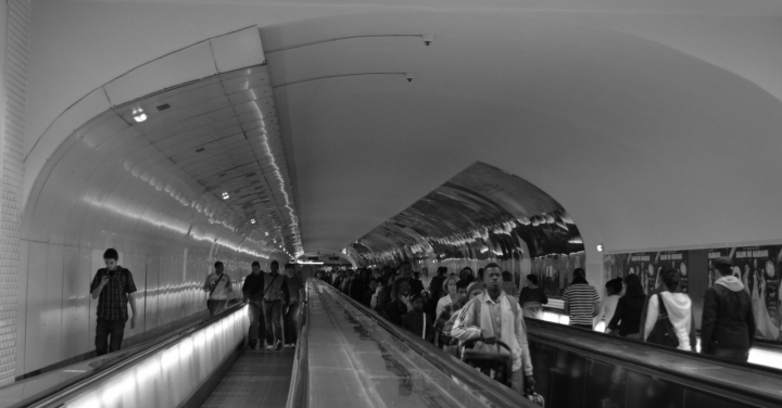 Attimi di vita nella Paris métro di davide.lucchin