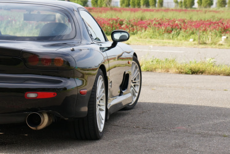 RX-7のライト・リトラクタブル・おめめ・目力に関するカスタム事例の投稿画像3枚目