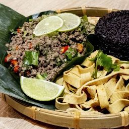 Minced Beef Stir Fried w/ Thai Chili Pilaf (傣料牛肉沫手抓饭)