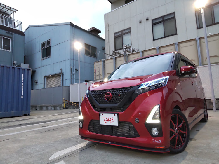 デイズの週末洗車・シャンプー＆コーティング・BRILLIANT X・ツヤスベ・コイン洗車場に関するカスタム事例の投稿画像1枚目