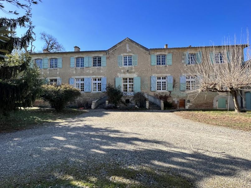 Vente château 15 pièces 815 m² à Lectoure (32700), 729 890 €