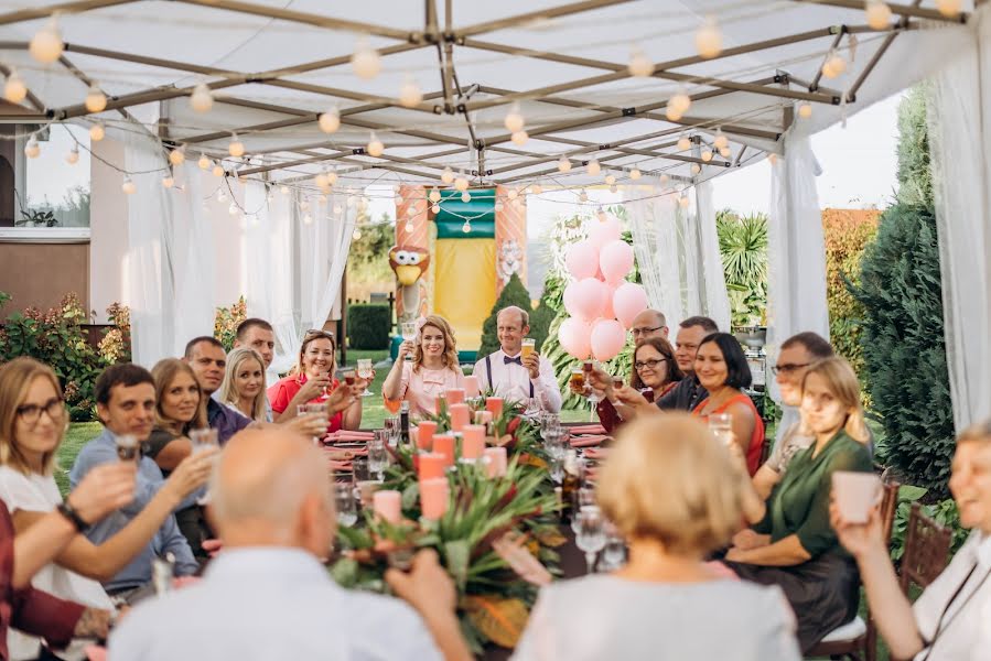 Fotógrafo de casamento Inga Liepė (lingafoto). Foto de 7 de junho 2019