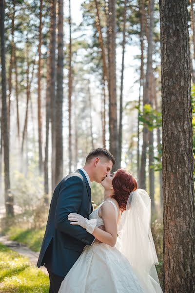 Wedding photographer Alena Bocharova (lenokm25). Photo of 8 September 2016