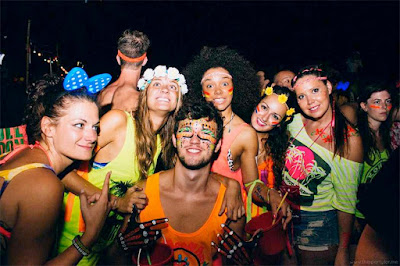 Enjoy the full moon party at Hat Rin Beach on Koh Phangan