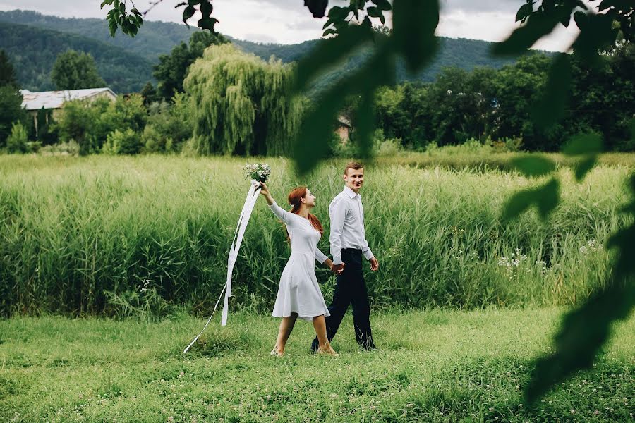 Wedding photographer Natalіya Yurova (yurova). Photo of 7 December 2018