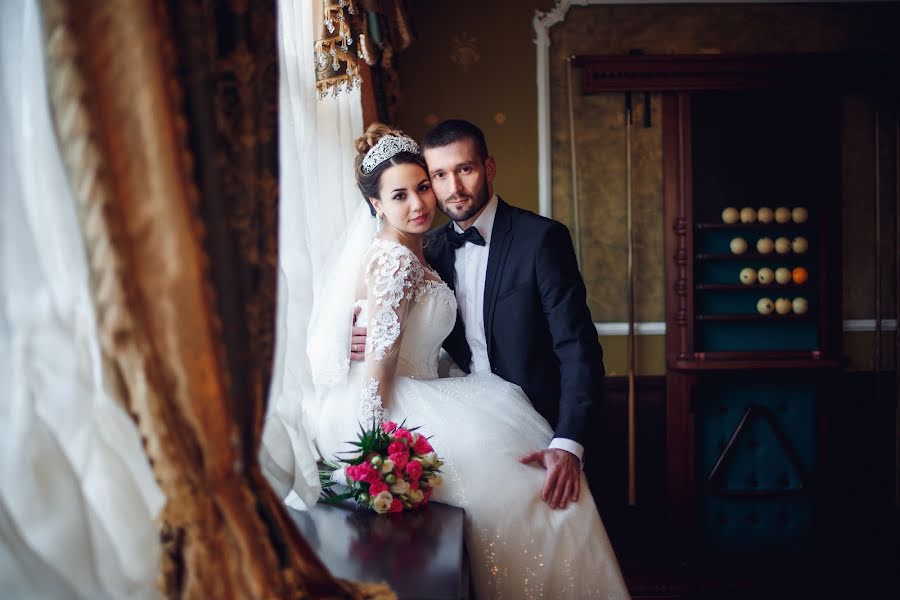 Fotógrafo de casamento Oleg Vorozheykin (oleg7art). Foto de 18 de janeiro 2018