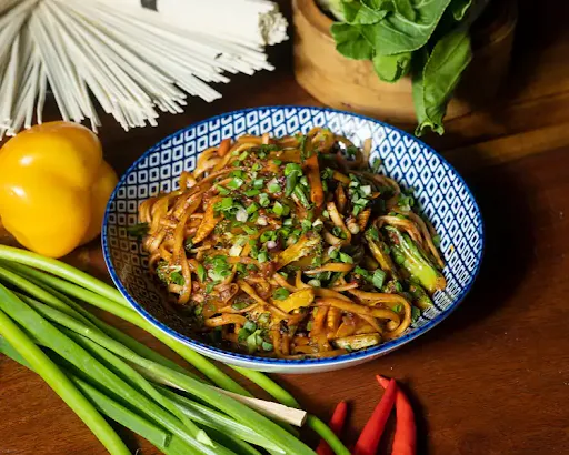 Stir Fry Udon Noodle