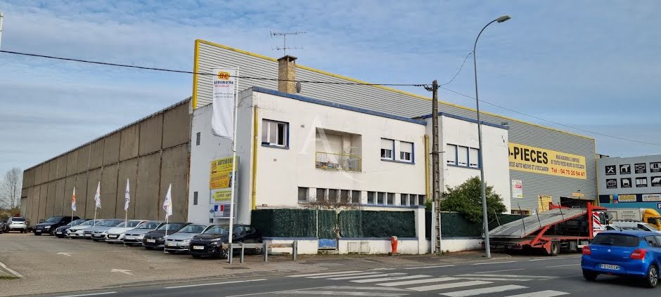 Vente locaux professionnels  4802 m² à Moulins (03000), 1 500 000 €