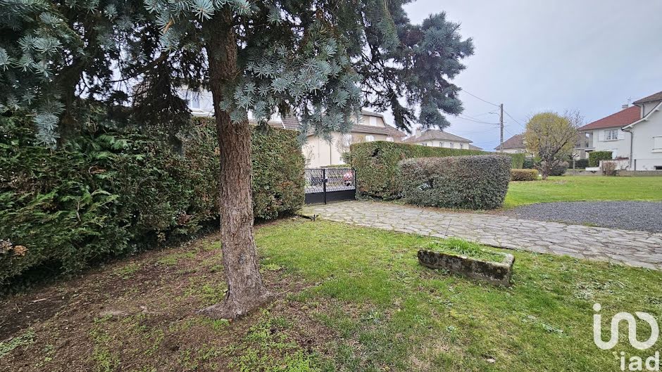 Vente maison 6 pièces 181 m² à Aurillac (15000), 285 000 €