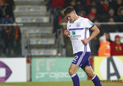 Dendoncker is de exponent van de miserie van Anderlecht: "In wat voor een puinhoop bevindt deze club zich?"