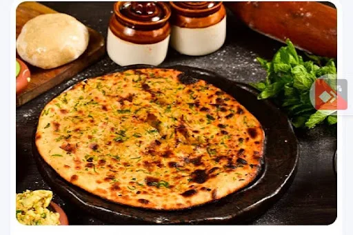 Aloo Pyaz Paratha (Desi Ghee)