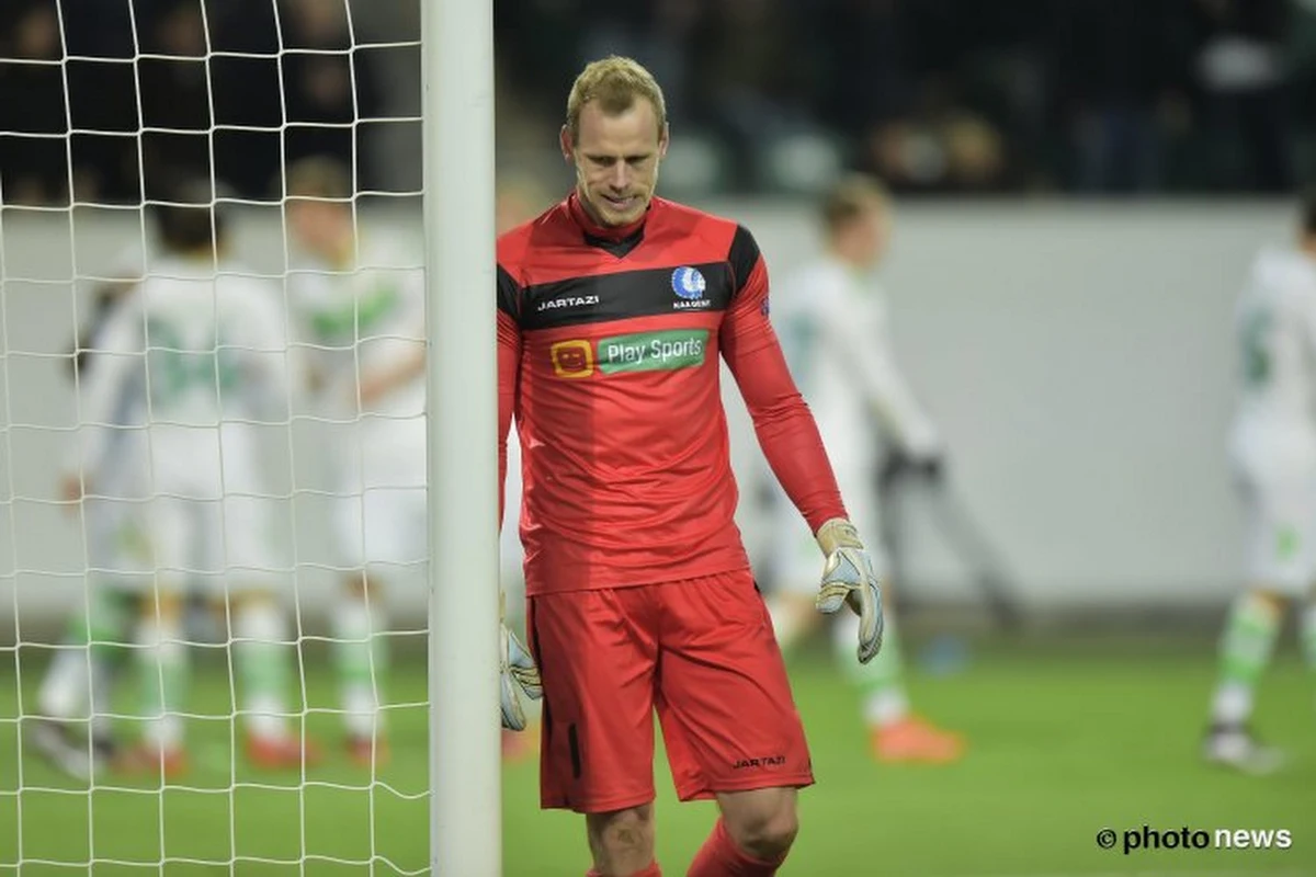 Matz Sels se troue à deux reprises en amical