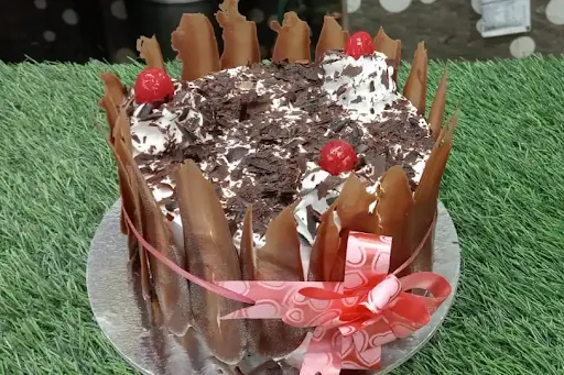 Black Forest Cake [600 Grams]