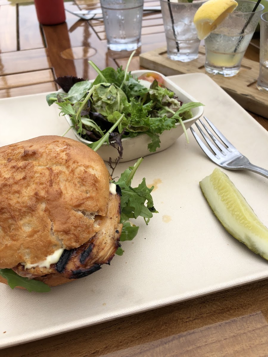 Chicken sandwich on gluten free bun. Not marked GF on menu but asked about it and it was fine with GF bun substitution. Very good.