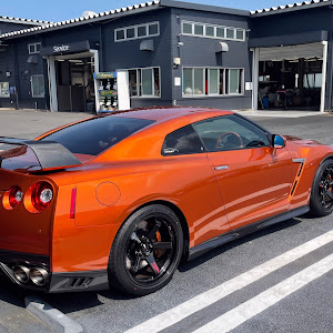 NISSAN GT-R R35