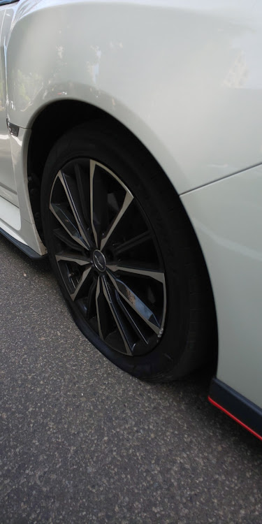 WRX S4のポンきちさんが投稿したカスタム事例の投稿画像2枚目