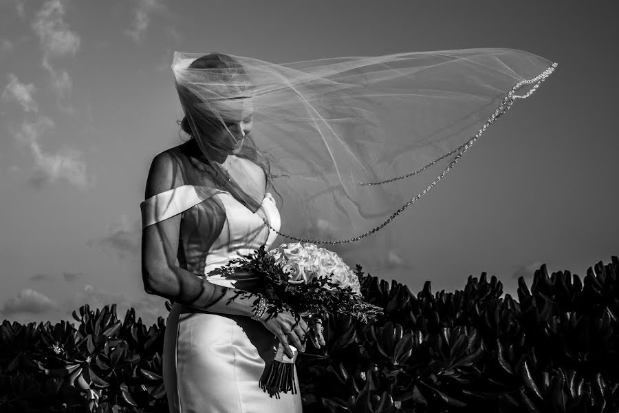 Wedding photographer Tania Jaffer (taniajaffer). Photo of 14 October 2023